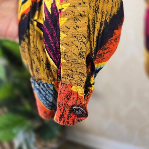Bossman Size Medium Colorful Abstract Pattern Button Down Shirt Chest Pocket VTG - Picture 8 of 13